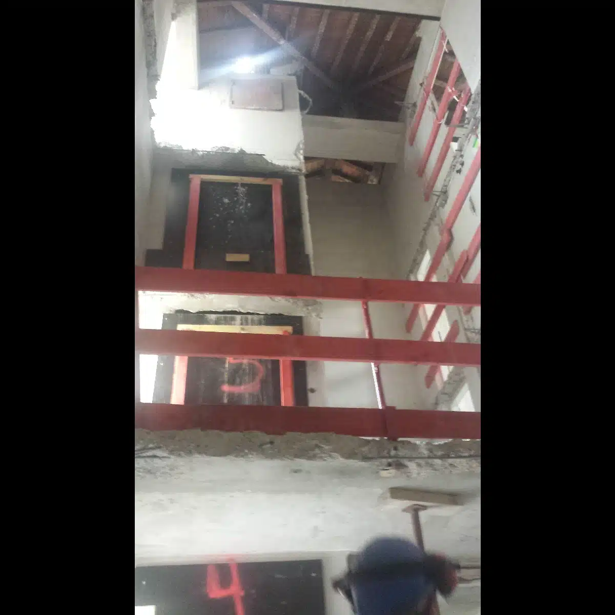 Démolition cage escalier