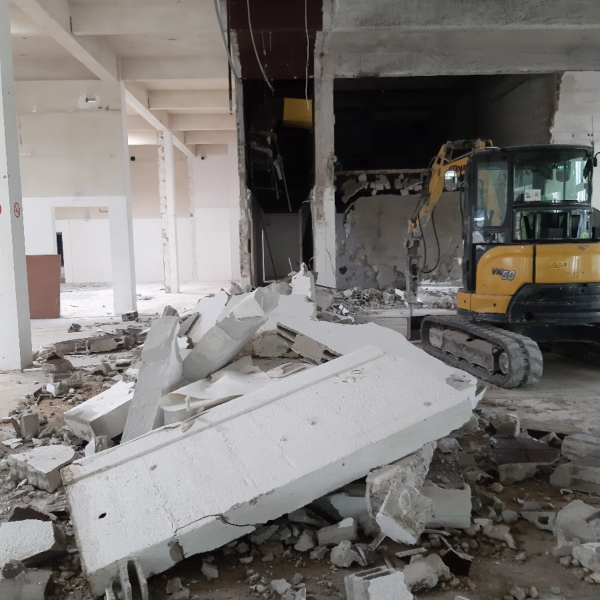 Dépose technique d'équipements industriels